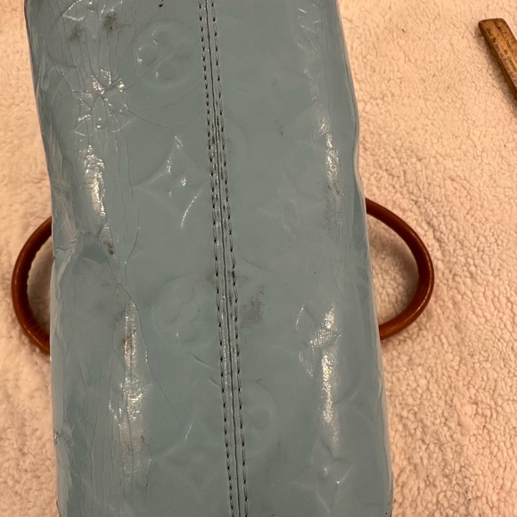 Patent leather blue vintage Louis Vuitton shoulder bag. Authentic - Picture 9 of 16